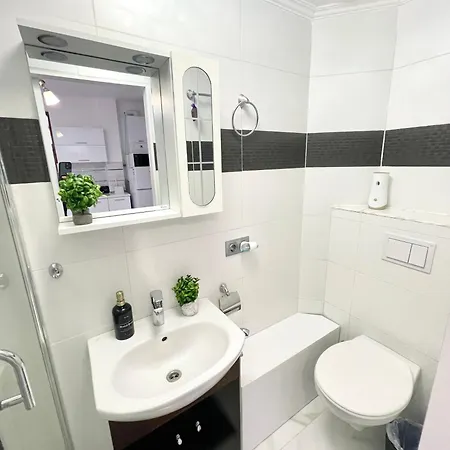 Apartment White *