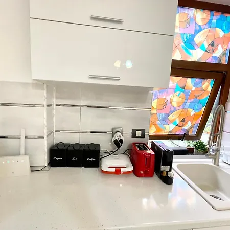 Apartment White Bukarest
