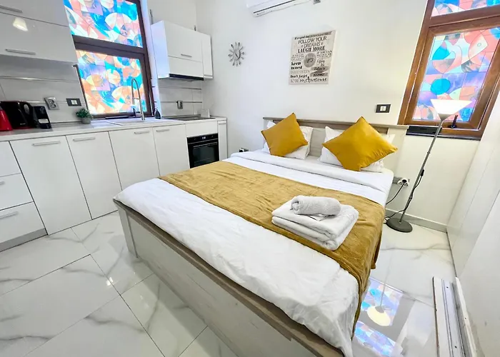 Apartment White Bukarest